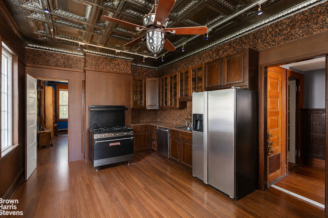 558 East 23rd Street Ditmas Park Brooklyn NY 11210