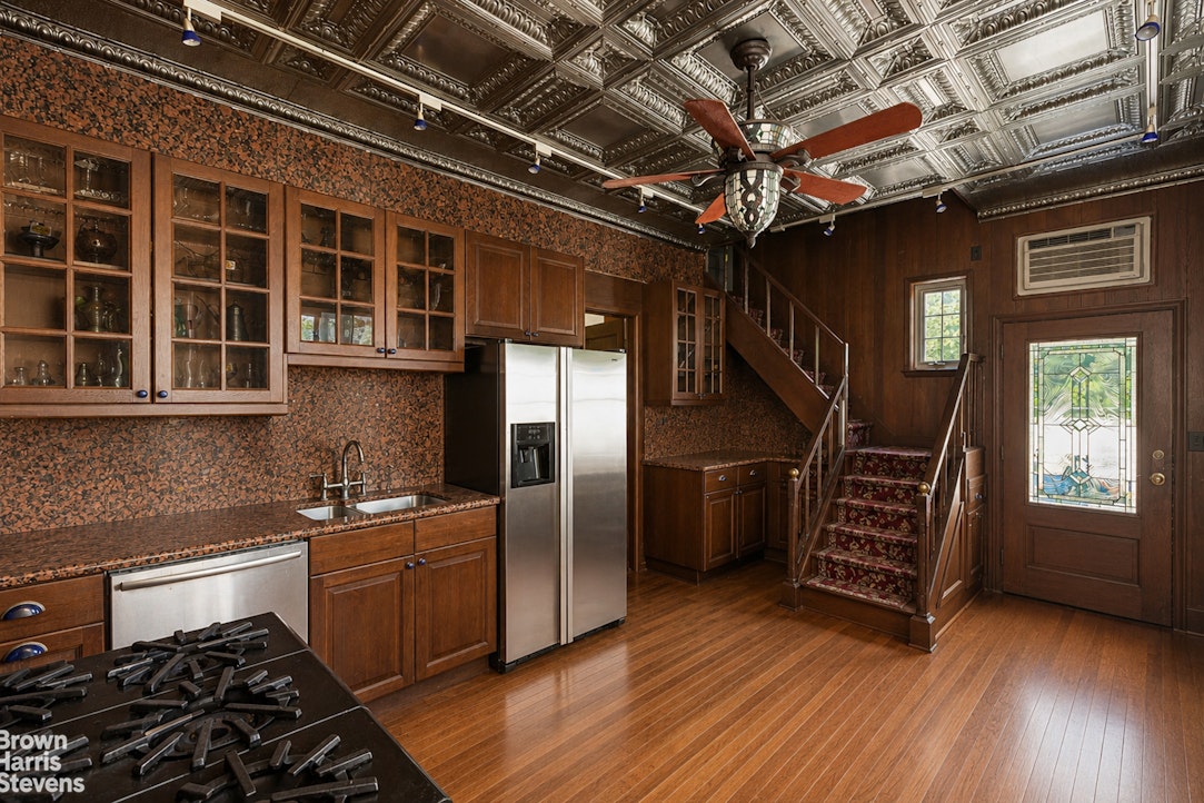 558 East 23rd Street Ditmas Park Brooklyn NY 11210