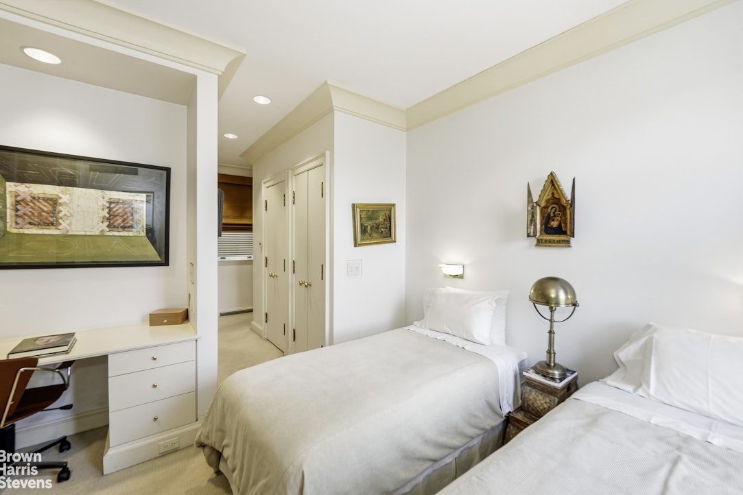 563 Park Avenue 11/12W Upper East Side New York NY 10065