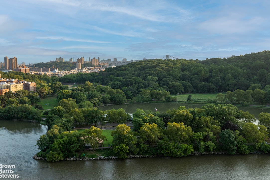 2400 Johnson Avenue 11K Riverdale Bronx NY 10463