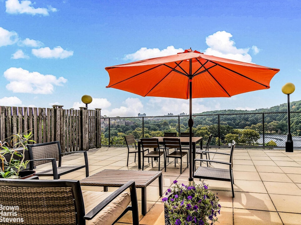 2400 Johnson Avenue 11K Riverdale Bronx NY 10463