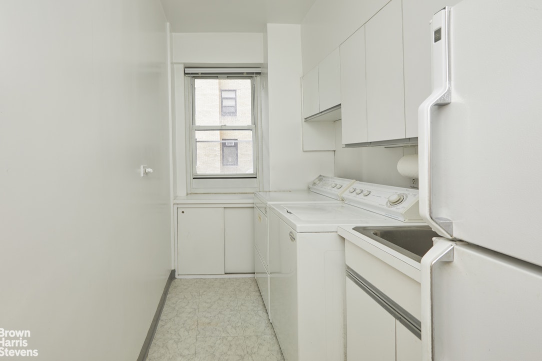 860 Fifth Avenue 8FG Upper East Side New York NY 10065