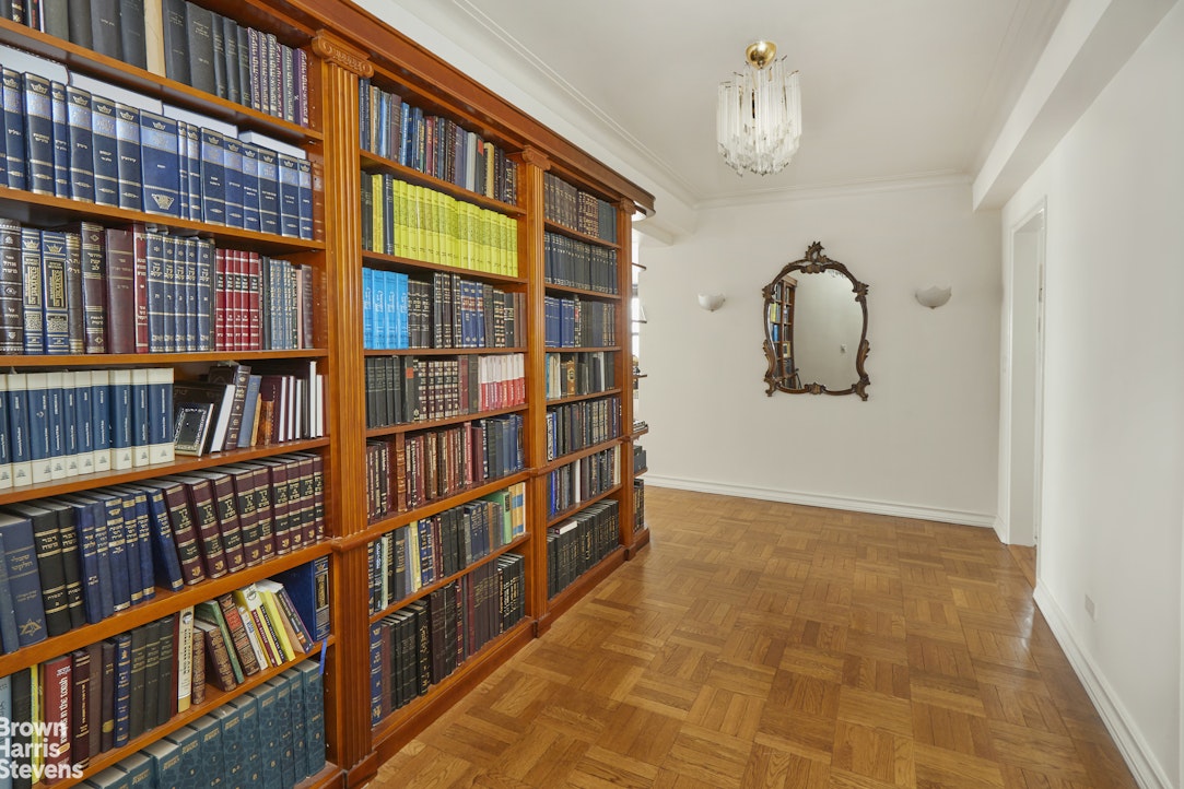 860 Fifth Avenue 8FG Upper East Side New York NY 10065