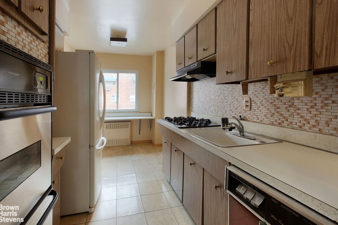 945 Schenck Avenue New Lots Brooklyn NY 11207