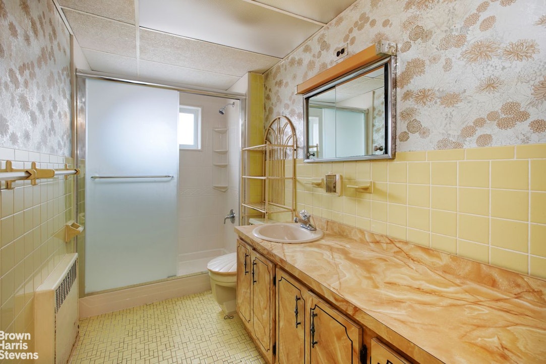 945 Schenck Avenue New Lots Brooklyn NY 11207