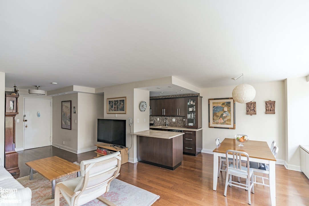 7 East 14th Street Flatiron District New York NY 10003