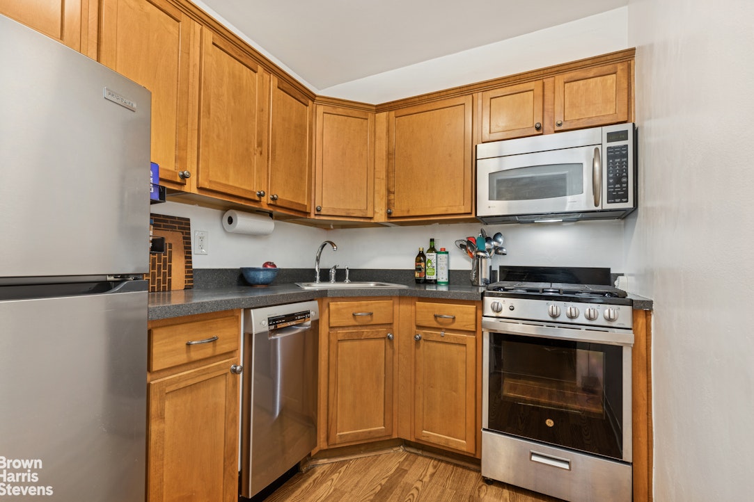 85 Livingston Street 14L Downtown Brooklyn NY 11201