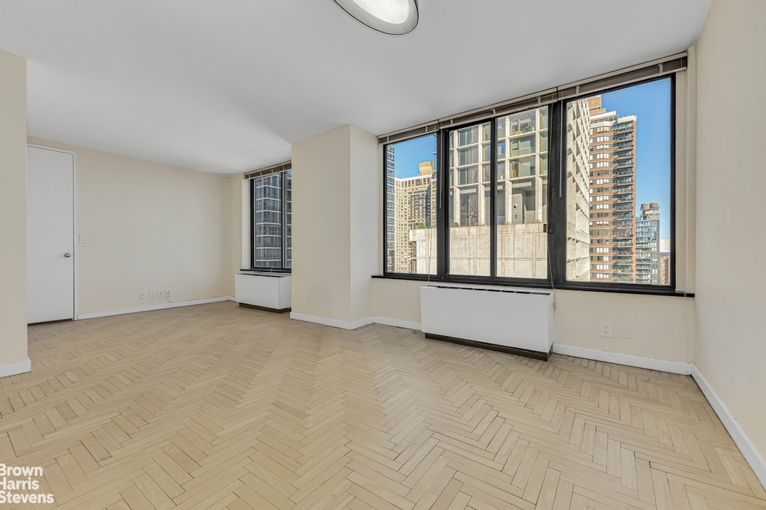 300 East 93rd Street 17D Upper East Side New York NY 10128