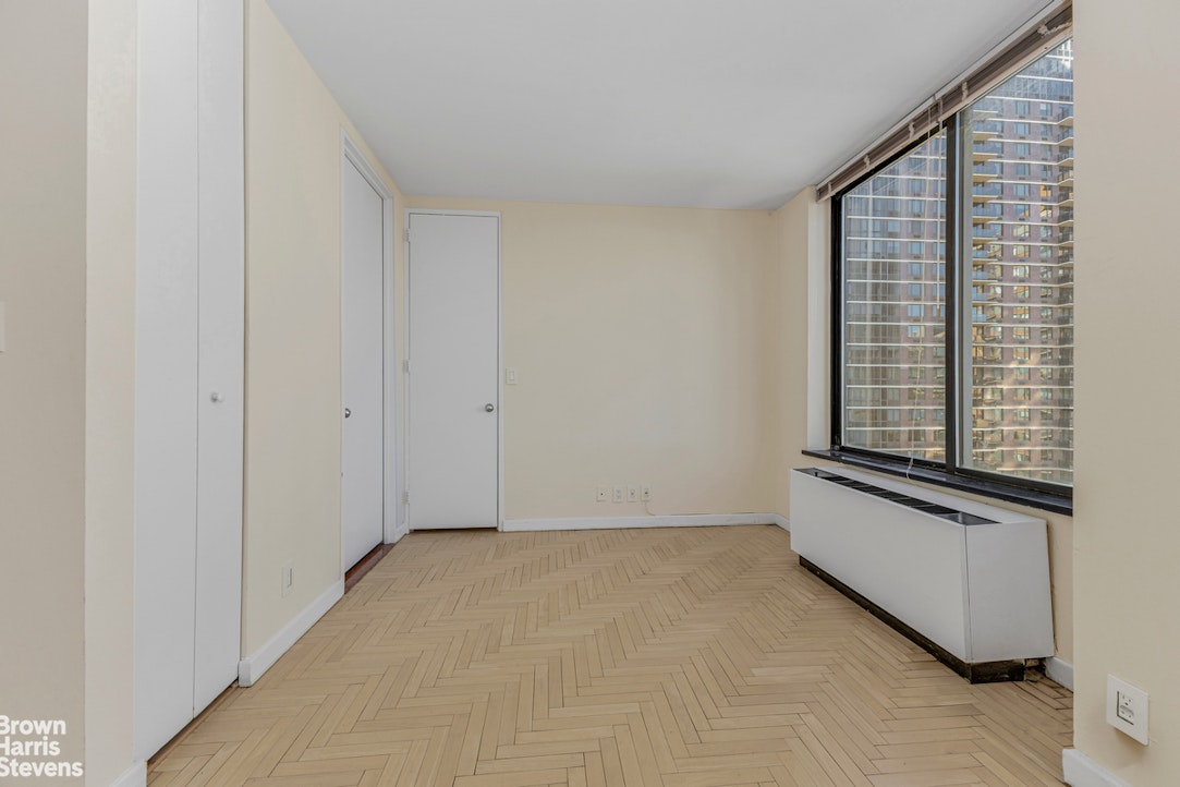 300 East 93rd Street 17D Upper East Side New York NY 10128