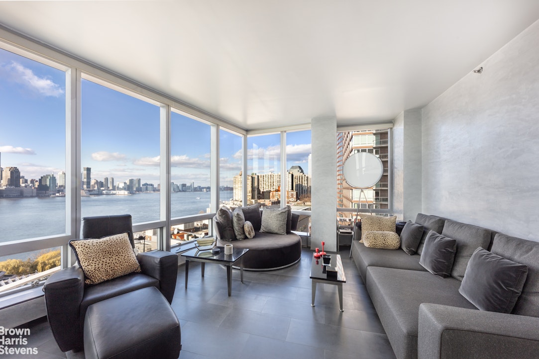 10 Little West Street 17A Battery Park City New York NY 10004