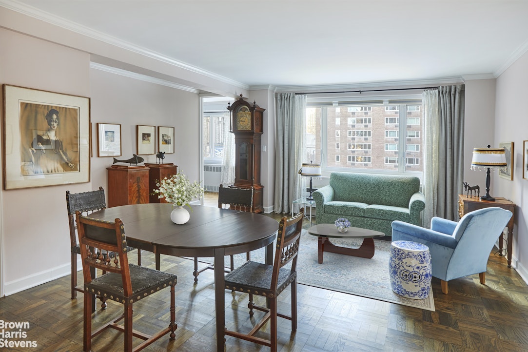 345 West 58th Street Lincoln Square New York NY 10019