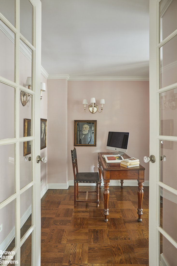 345 West 58th Street Lincoln Square New York NY 10019