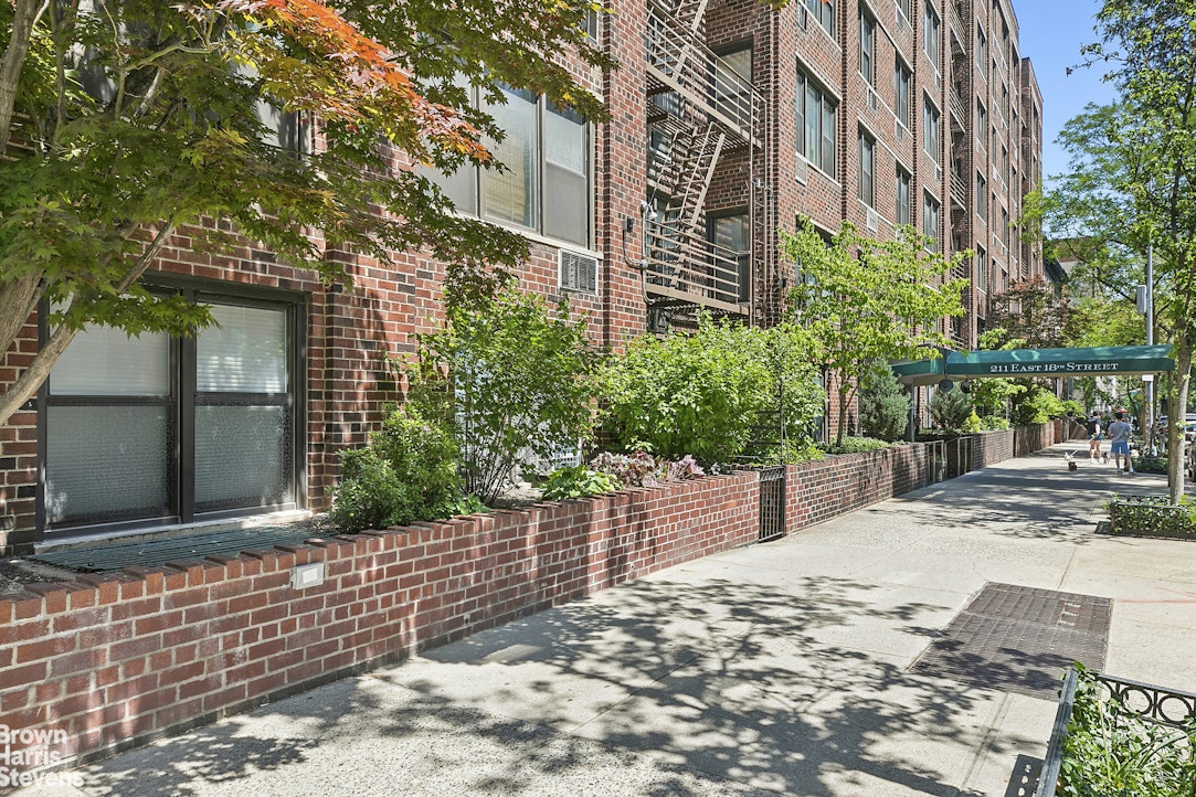 211 East 18th Street 5E Gramercy Park New York NY 10003