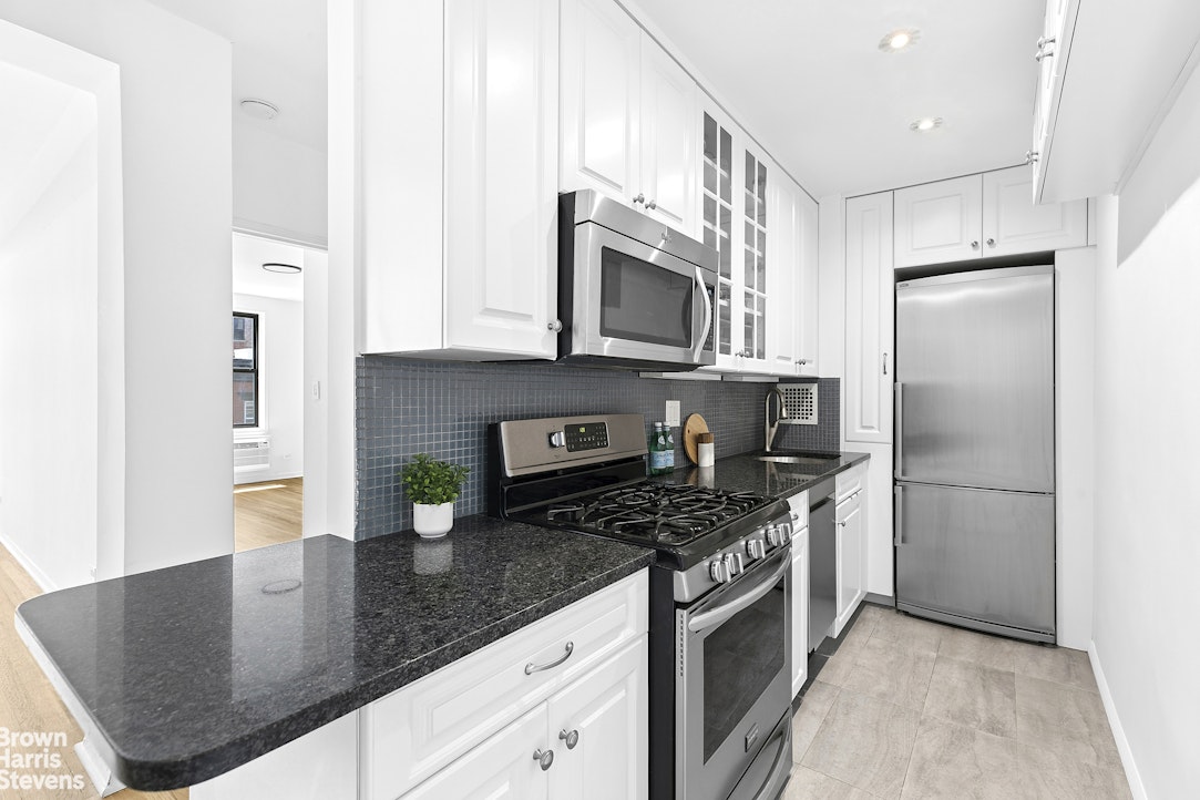211 East 18th Street 5E Gramercy Park New York NY 10003