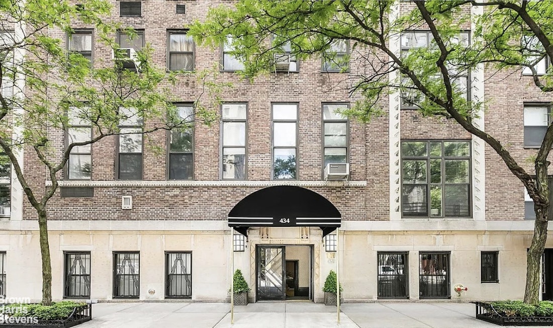 434 East 52nd Street 10E Beekman Place New York NY 10022