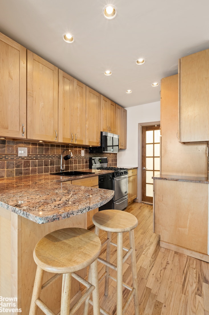 186 East 2nd Street 5 E. Greenwich Village New York NY 10009