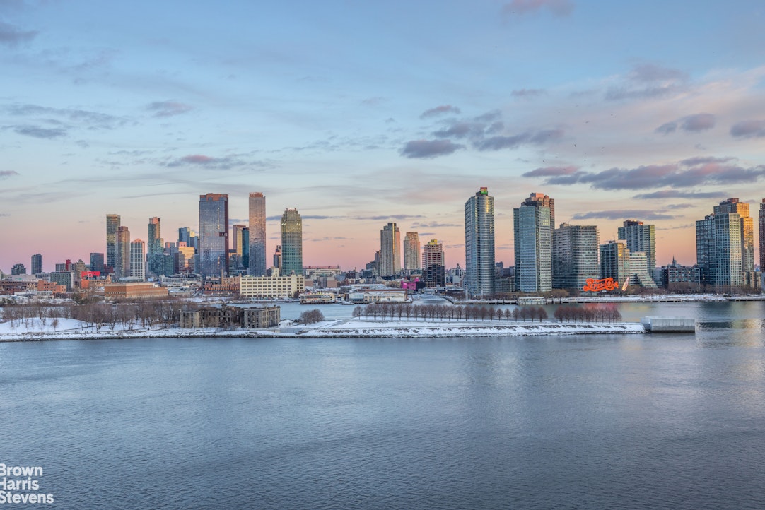 1 Beekman Place 7/8A Beekman Place New York NY 10022