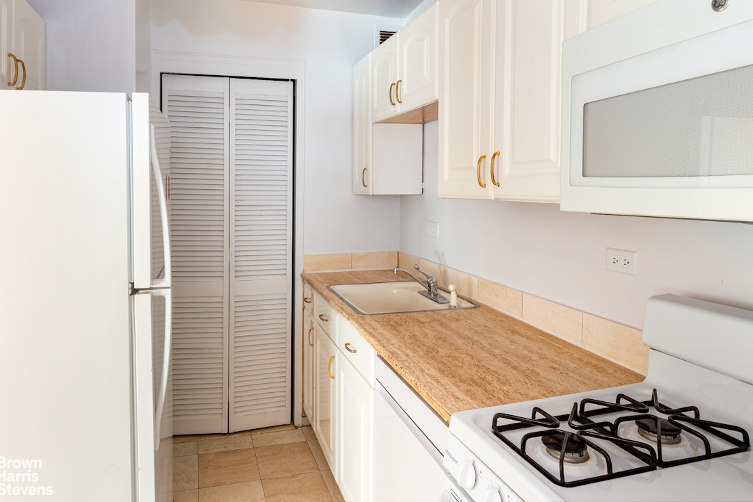 315 East 70th Street Upper East Side New York NY 10021