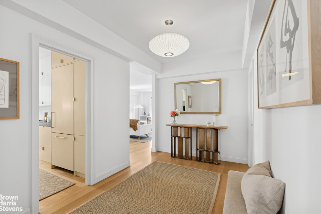 220 Madison Avenue 8J Murray Hill New York NY 10016