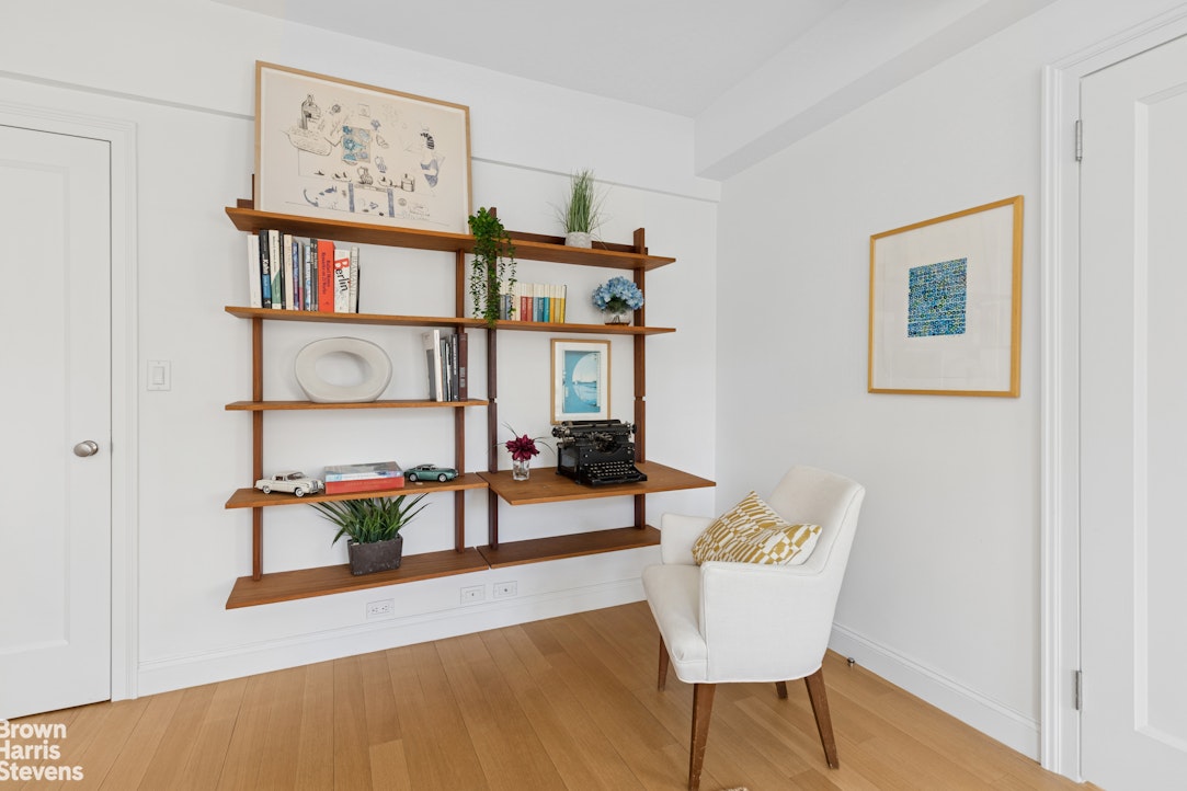 220 Madison Avenue 8J Murray Hill New York NY 10016