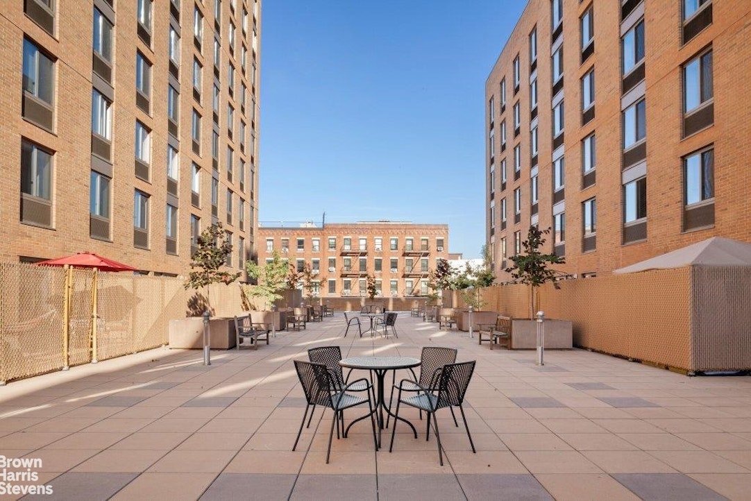 300 West 135th Street 4J West Harlem New York NY 10030