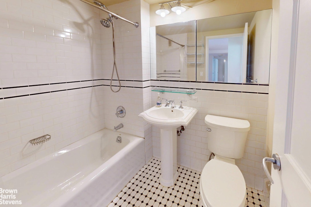 300 West 135th Street 4J West Harlem New York NY 10030