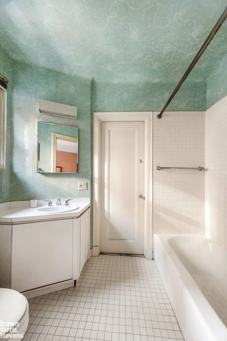 1075 Park Avenue Carnegie Hill New York NY 10128