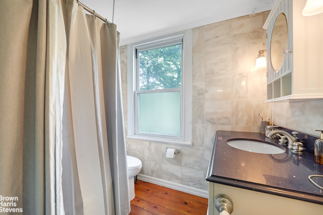 2253 Edsall Avenue Spuyten Duyvil Bronx NY 10463