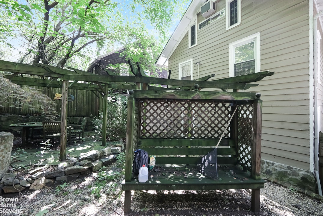 2253 Edsall Avenue Spuyten Duyvil Bronx NY 10463