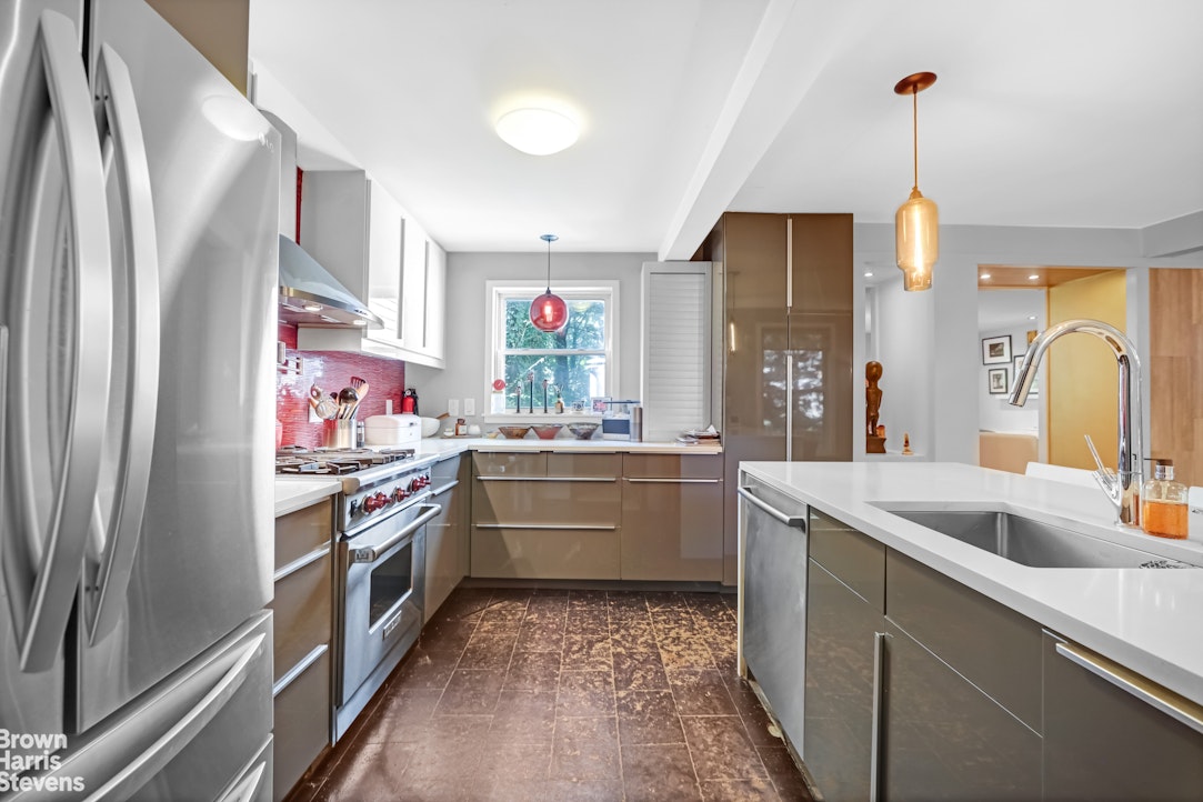 2253 Edsall Avenue Spuyten Duyvil Bronx NY 10463