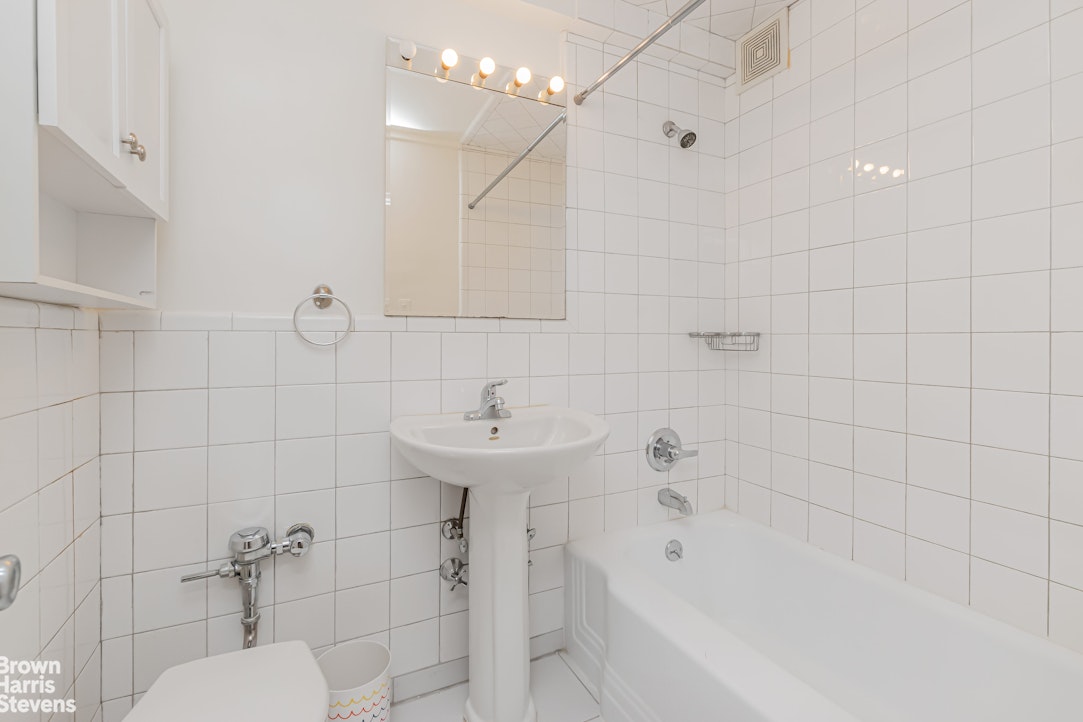 3515 Henry Hudson Parkway West 10F Riverdale Bronx NY 10463