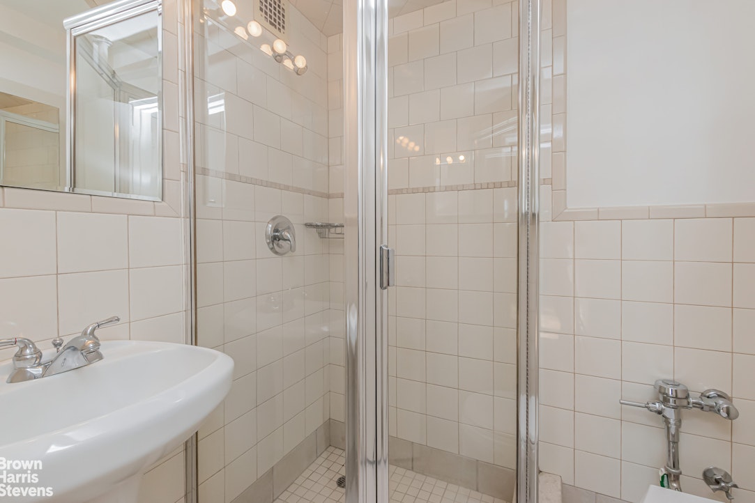 3515 Henry Hudson Parkway West 10F Riverdale Bronx NY 10463