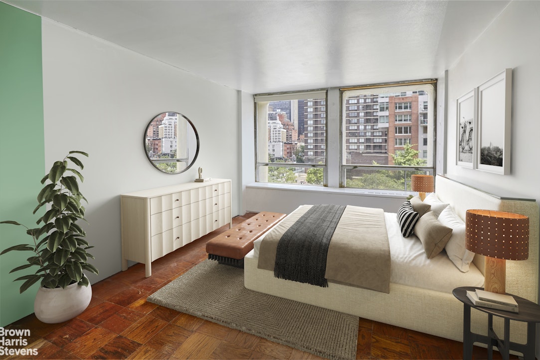 300 East 33rd Street 2LK Kips Bay New York NY 10016