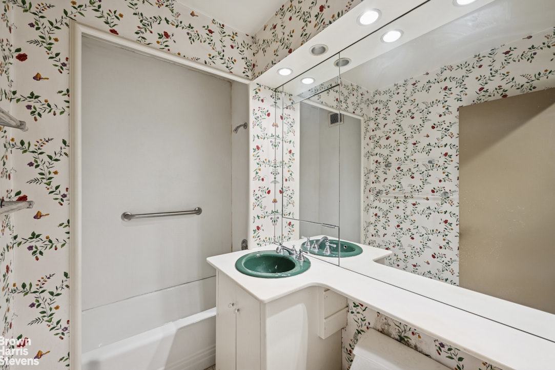 118 East 60th Street 31EF Upper East Side New York NY 10022