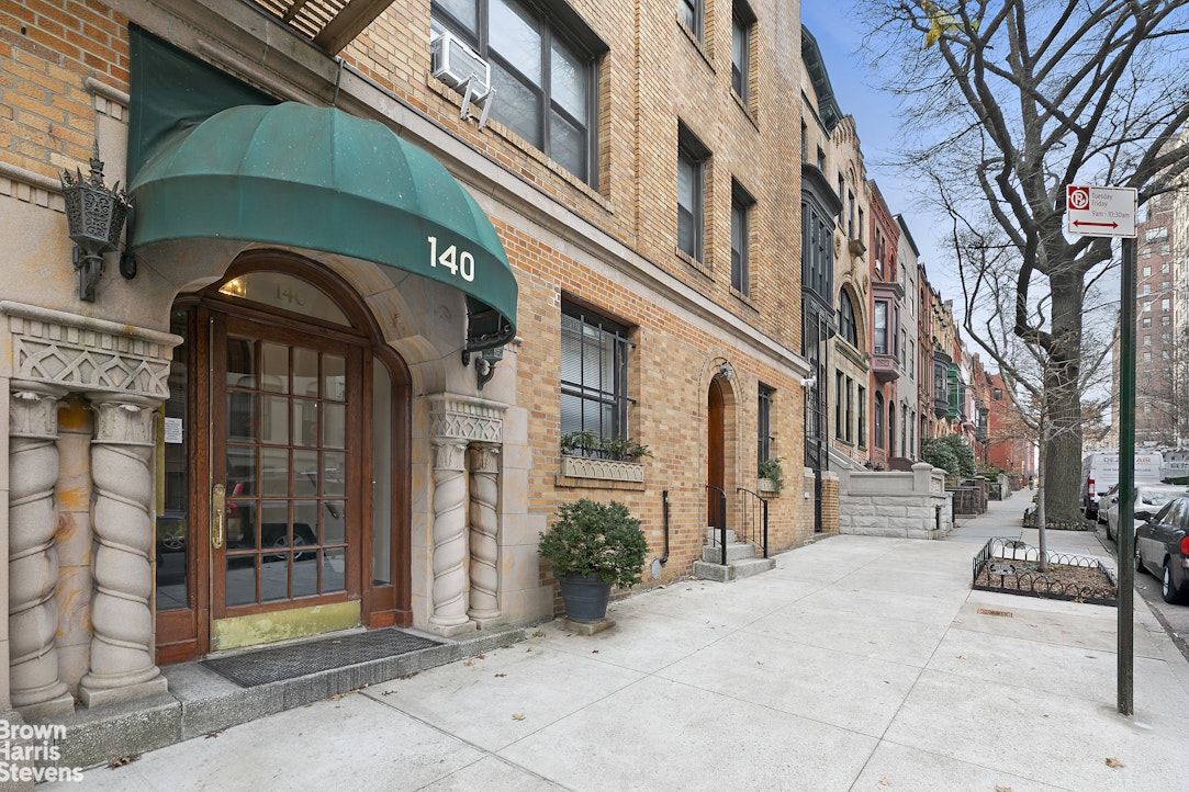 140 East 95th Street 5C Carnegie Hill New York NY 10128