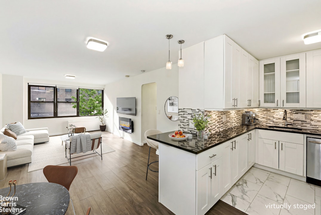 305 East 40th Street 3E Tudor City New York NY 10016