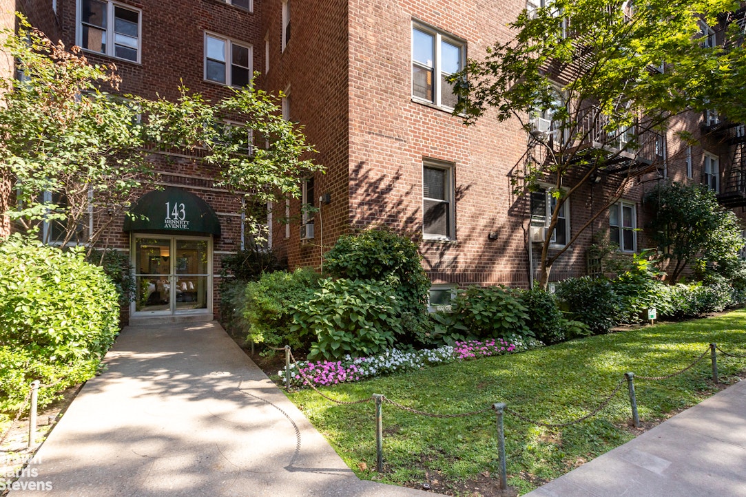 143 Bennett Avenue 5L Hudson Heights New York NY 10040