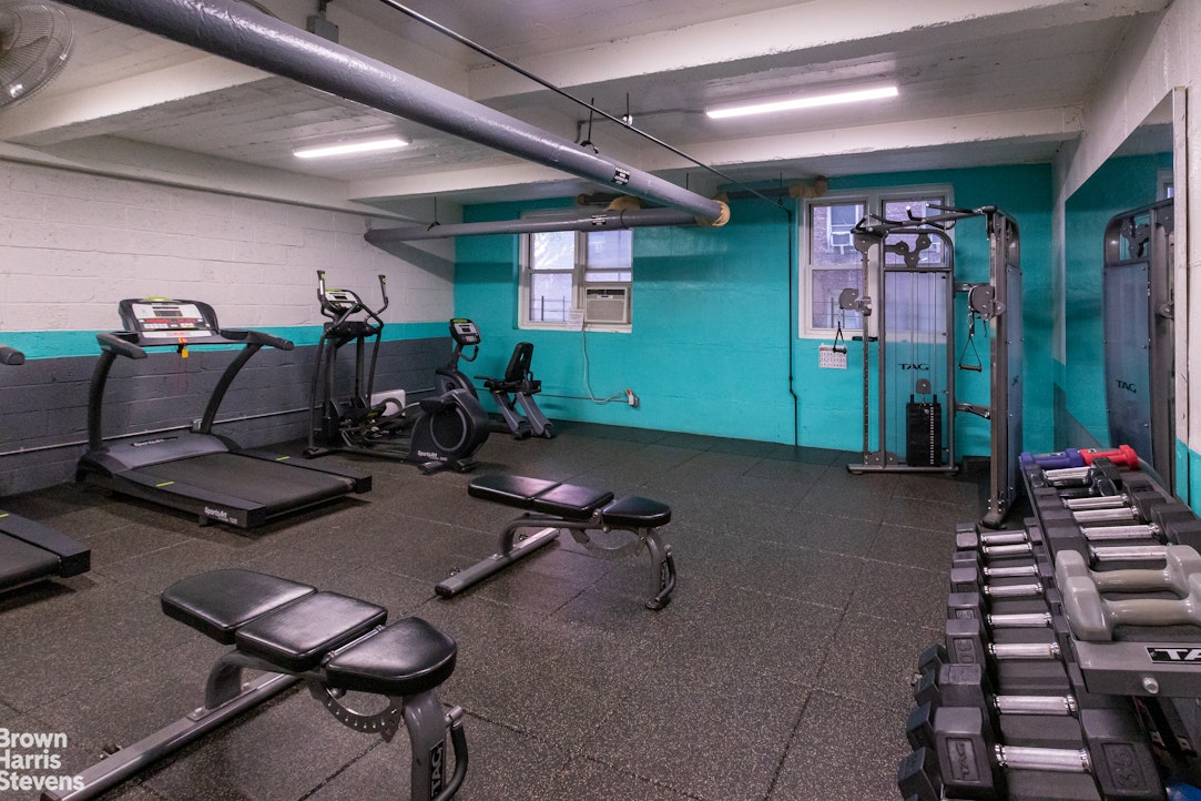 143 Bennett Avenue 5L Hudson Heights New York NY 10040