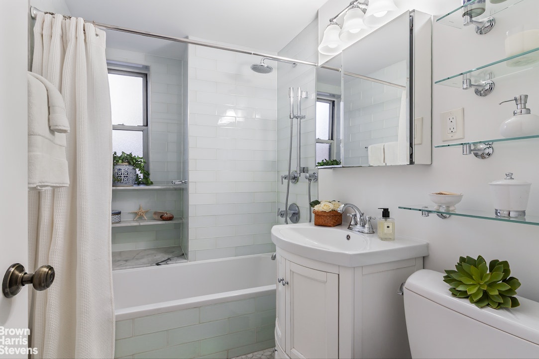 143 Bennett Avenue 5L Hudson Heights New York NY 10040