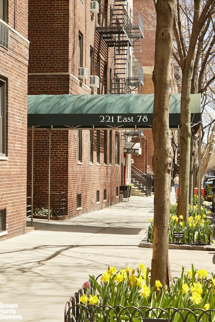 221 East 78th Street 6F Upper East Side New York NY 10075