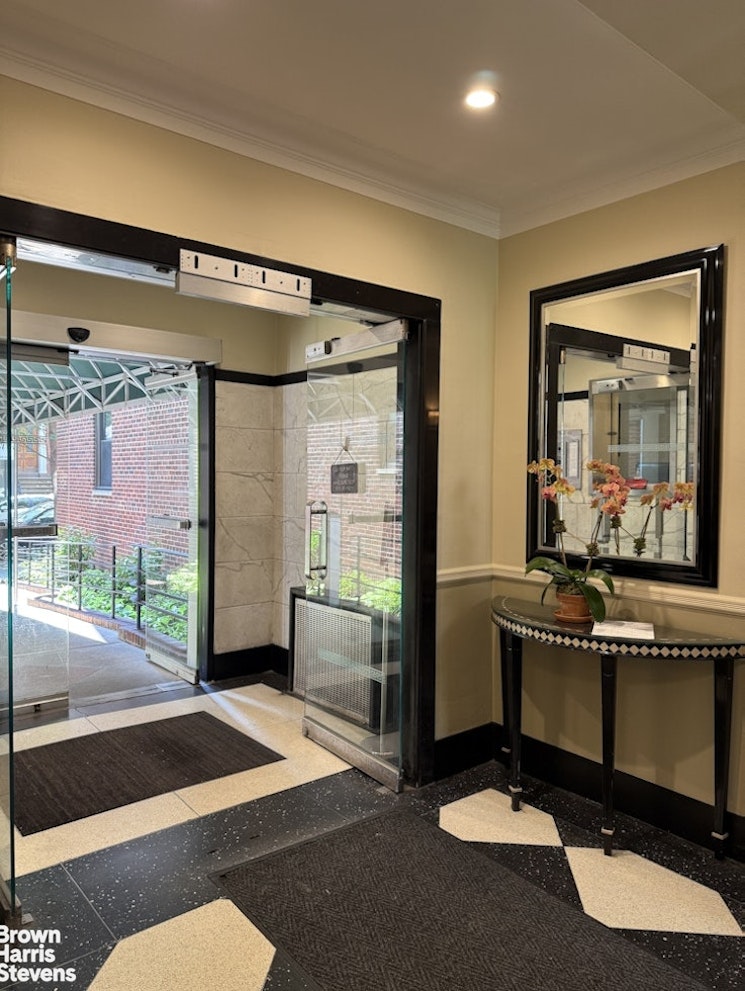 221 East 78th Street 6F Upper East Side New York NY 10075