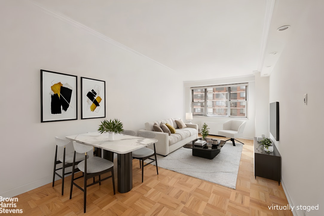 300 East 40th Street 12P Murray Hill New York NY 10016