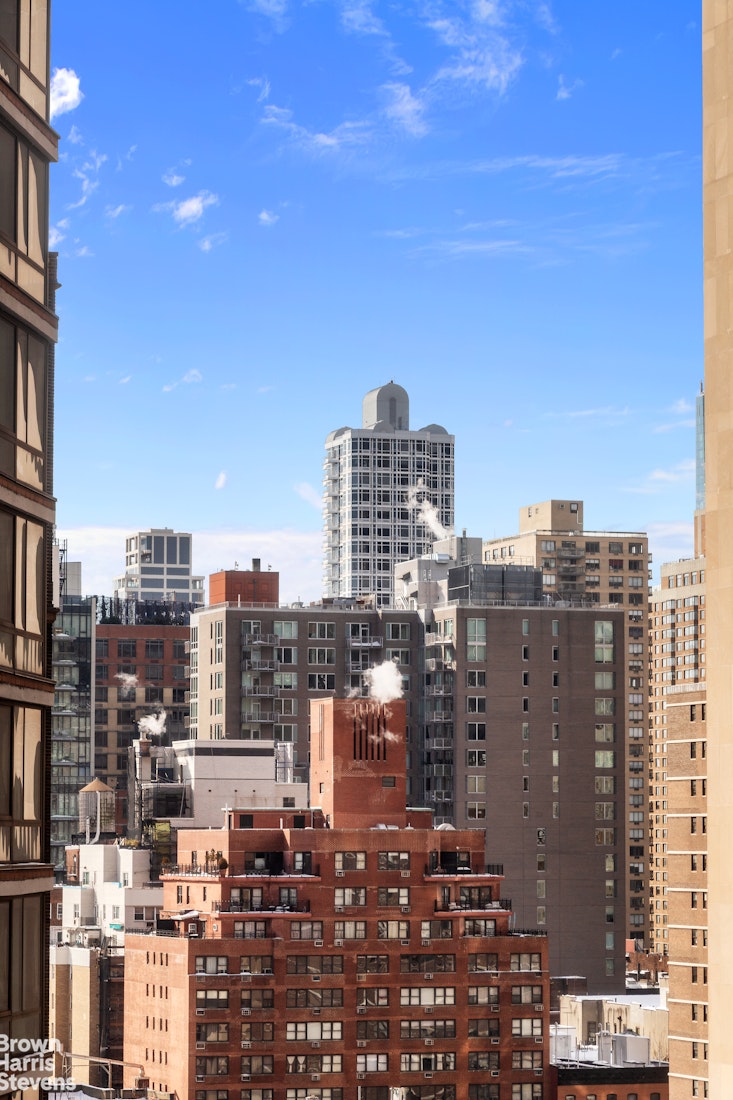 300 East 40th Street 12P Murray Hill New York NY 10016