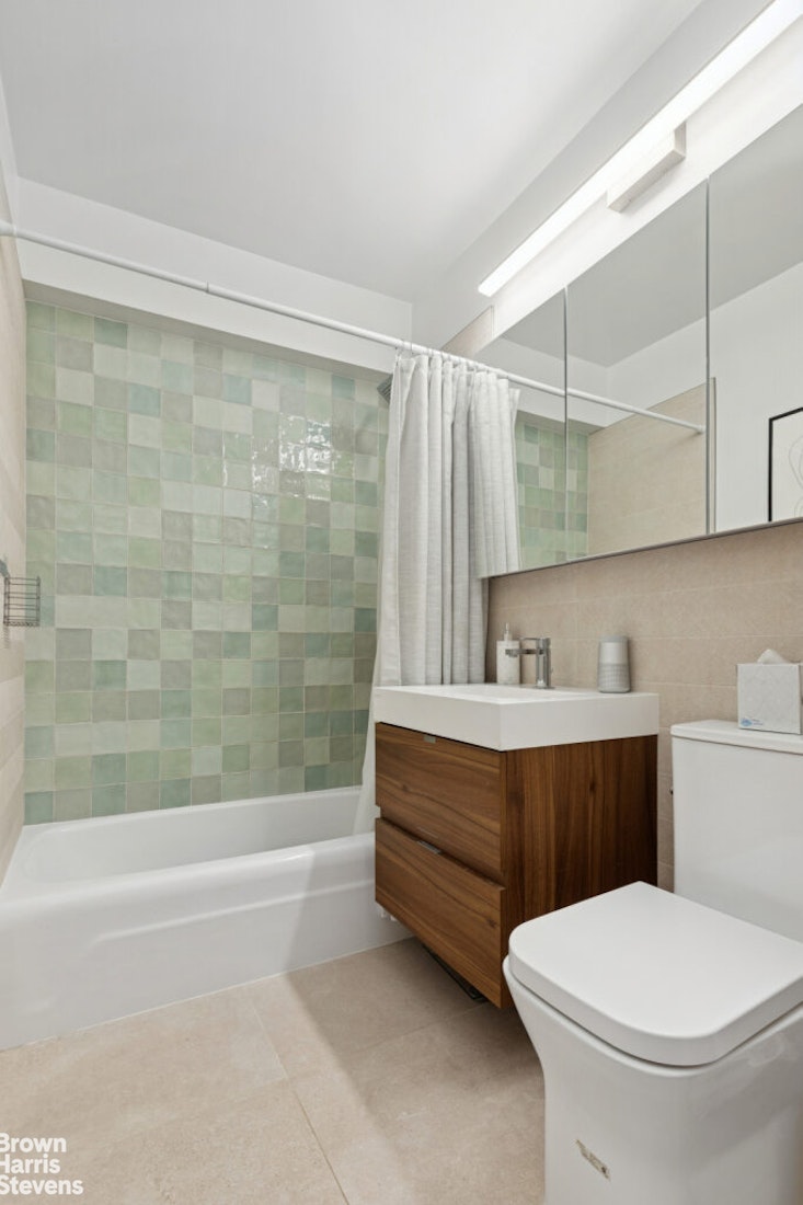 170 West 23rd Street 4B Chelsea New York NY 10011