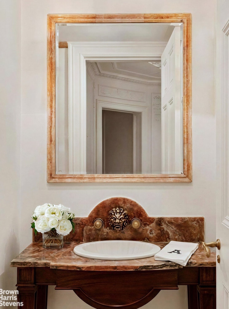 390 West End Avenue Upper West Side New York NY 10024