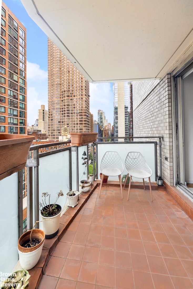 300 East 40th Street 16K Murray Hill New York NY 10016