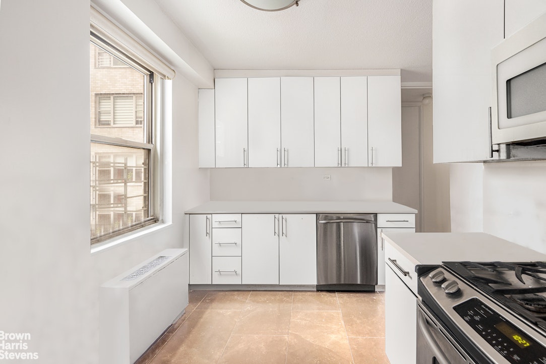 300 East 40th Street 16K Murray Hill New York NY 10016