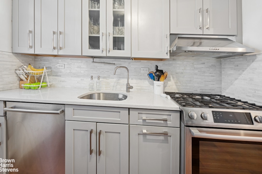 2575 Palisade Avenue 9F Spuyten Duyvil Bronx NY 10463