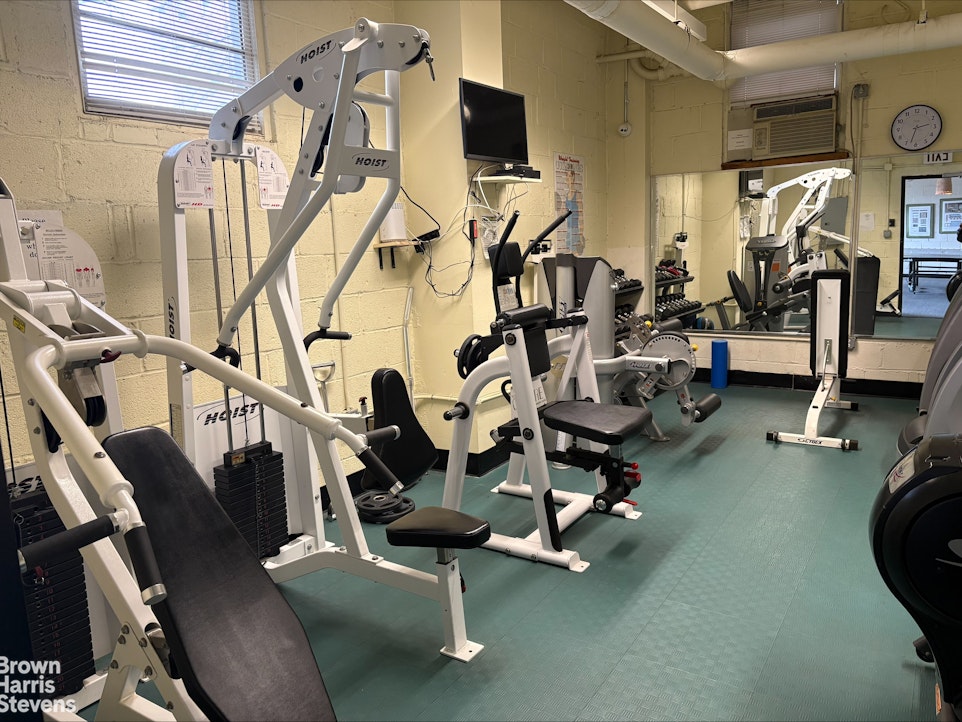 2575 Palisade Avenue 9F Spuyten Duyvil Bronx NY 10463