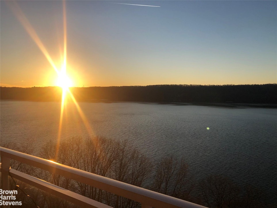 2575 Palisade Avenue Spuyten Duyvil Bronx NY 10463